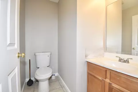 581-583 Armory St, Springfield, MA 01104 photo 10