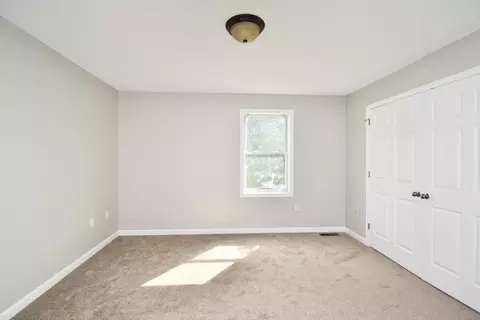 581-583 Armory St, Springfield, MA 01104 photo 17