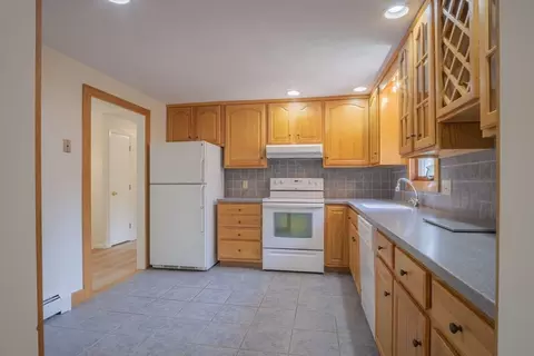 6 Marshall Rd, Beverly, MA 01915 photo 6