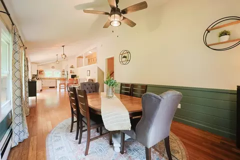 Dining - 7 11 Sovereign Hts, Sutton, MA 01590 photo 2 of 3
