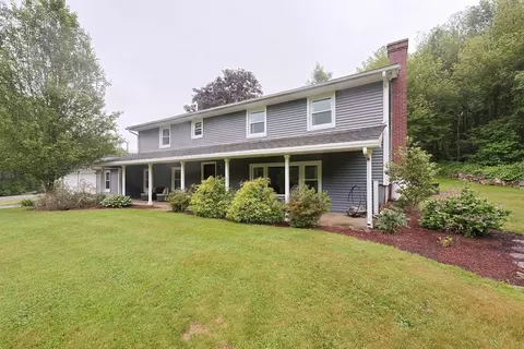 7 11 Sovereign Hts, Sutton, MA 01590