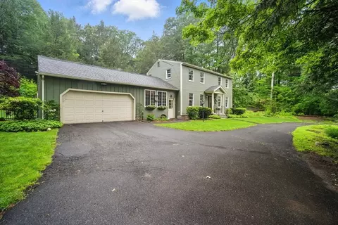 74 Aldrich St, Granby, MA 01033