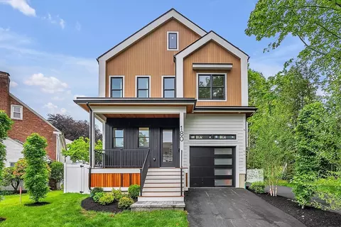 182 Hunnewell Ave #182, Newton, MA 02458