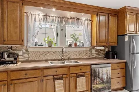 60 Prospect St, Gardner, MA 01440 photo 16