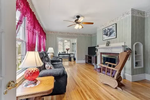 60 Prospect St, Gardner, MA 01440 photo 5