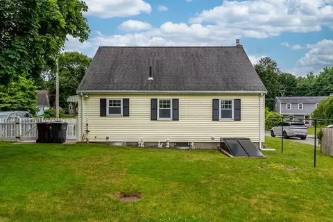 Exterior - 23 Willard St, Dedham, MA 02026 photo 7 of 10