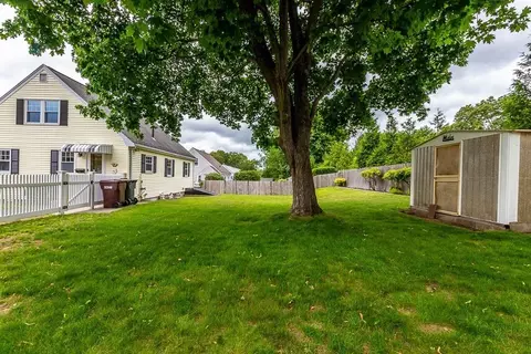 Exterior - 23 Willard St, Dedham, MA 02026 photo 5 of 10