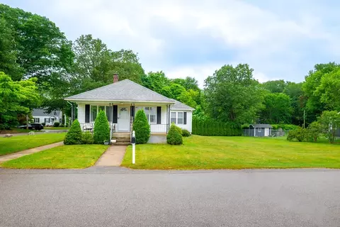 99 Oak St, North Attleboro, MA 02760