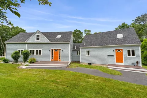 94 Kimball Rd, Amesbury, MA 01913