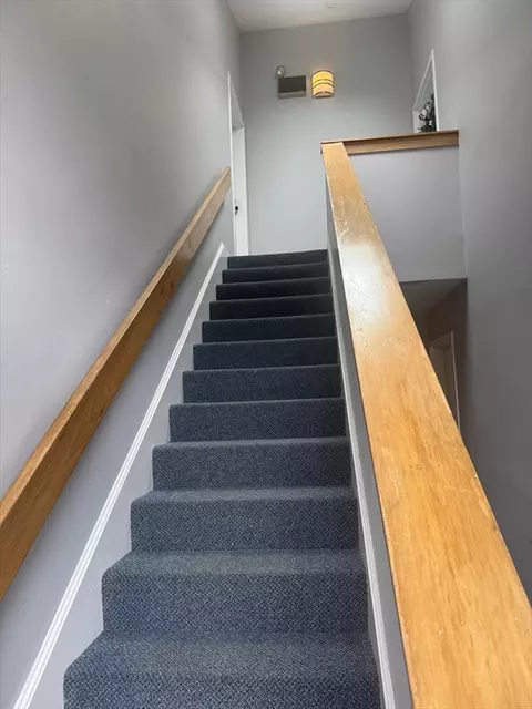 Entry Way - 2104 Hockley Dr #2104, Hingham, MA 02043 photo 5 of 5