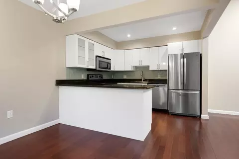 Kitchen - 2104 Hockley Dr #2104, Hingham, MA 02043 photo 1 of 3