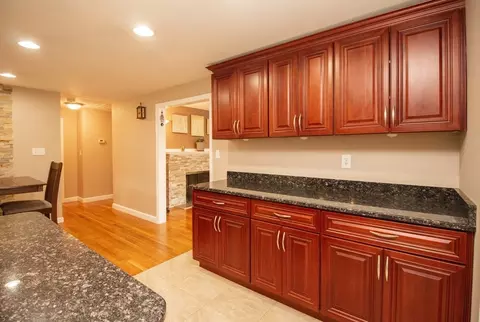 9 Judith Rd, Worcester, MA 01602 photo 11