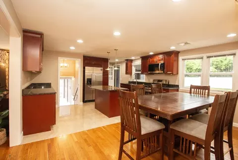 9 Judith Rd, Worcester, MA 01602 photo 5
