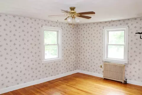 49 Newcomb Rd, Stoneham, MA 02180 photo 21