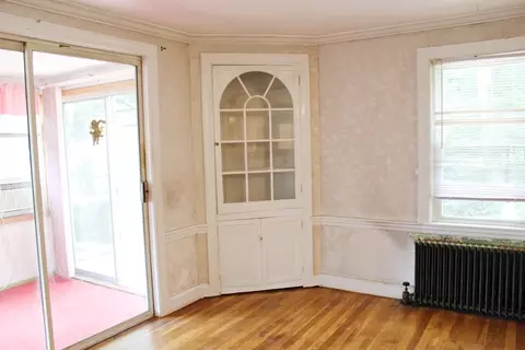 49 Newcomb Rd, Stoneham, MA 02180 photo 8