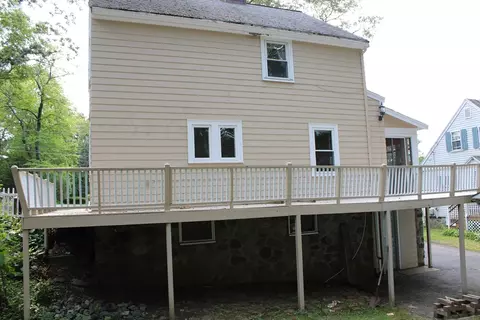 49 Newcomb Rd, Stoneham, MA 02180 photo 36