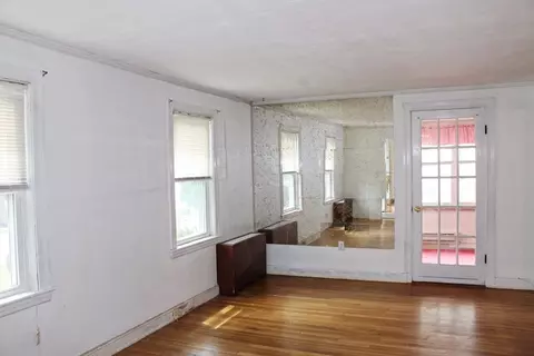 49 Newcomb Rd, Stoneham, MA 02180 photo 13