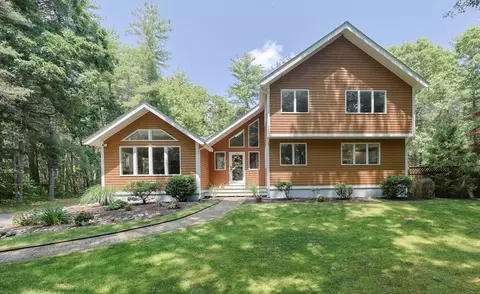 56 Burt St, Norton, MA 02766