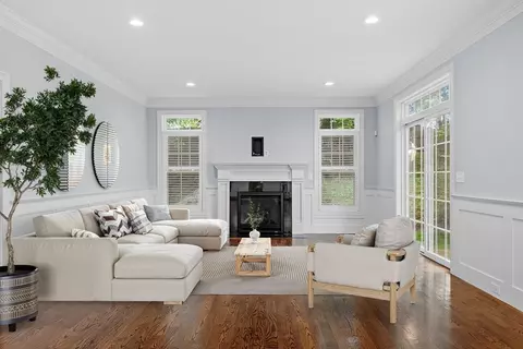 22 Willow Park, Wellesley, MA 02481 photo 7
