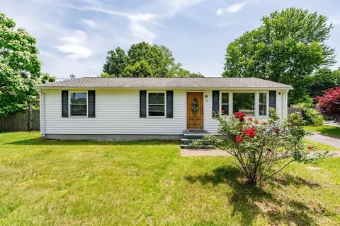 75 Puritan Rd, Springfield, MA 01119