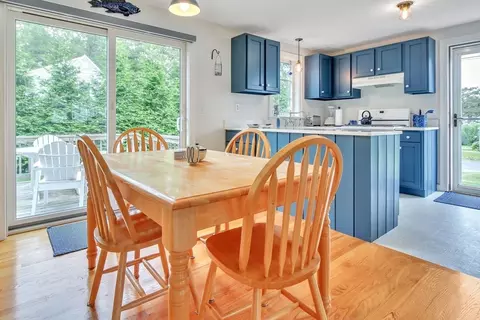 Dining - 48 Fourth Ave, Hyannis, MA 02601 photo 1 of 2