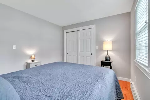 Bedroom - 48 Fourth Ave, Hyannis, MA 02601 photo 4 of 7