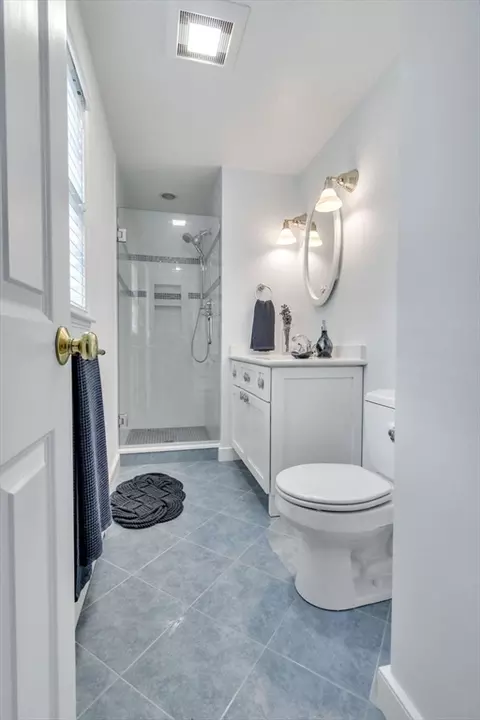 Bath - 48 Fourth Ave, Hyannis, MA 02601 photo 1 of 3