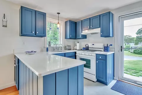 Kitchen - 48 Fourth Ave, Hyannis, MA 02601 photo 2 of 3