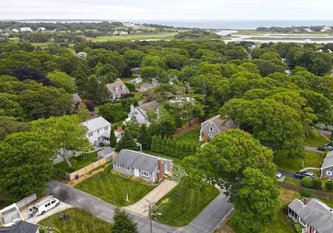 View/Area - 48 Fourth Ave, Hyannis, MA 02601 photo 2 of 3