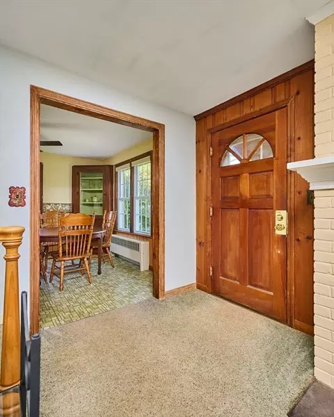 14 Sheldon Ave, Easthampton, MA 01027 photo 8