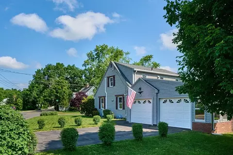 14 Sheldon Ave, Easthampton, MA 01027 photo 4
