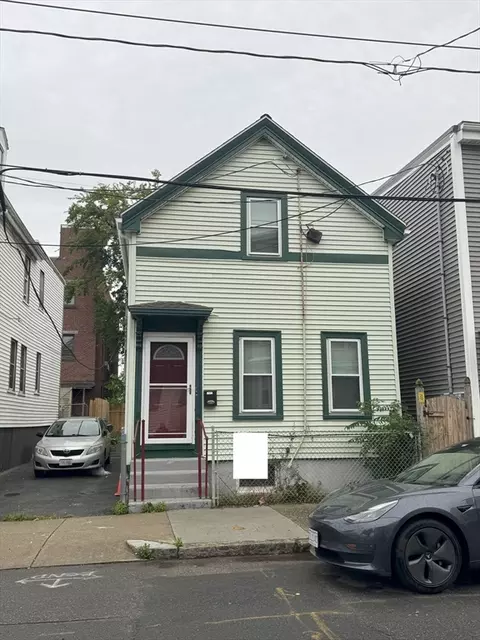 359 Princeton St, Boston, MA 02128