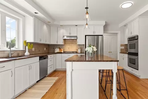 263 Hunnewell St, Needham, MA 02494 photo 5