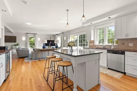 263 Hunnewell St, Needham, MA 02494 photo 8