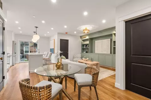27 Mystic St #PH, Boston, MA 02129