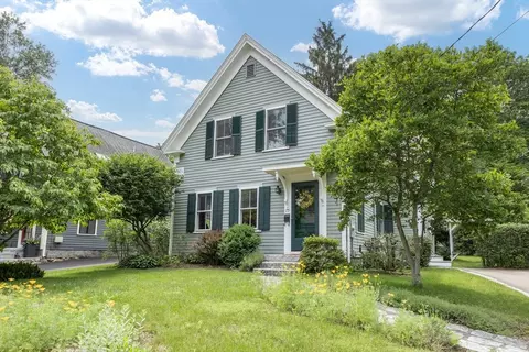 75 Union St, Holliston, MA 01746