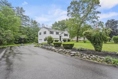 9 Reagan Rd, Townsend, MA 01469