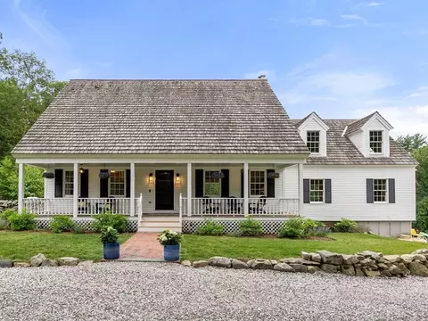 54 Nason Hill Rd, Sherborn, MA 01770