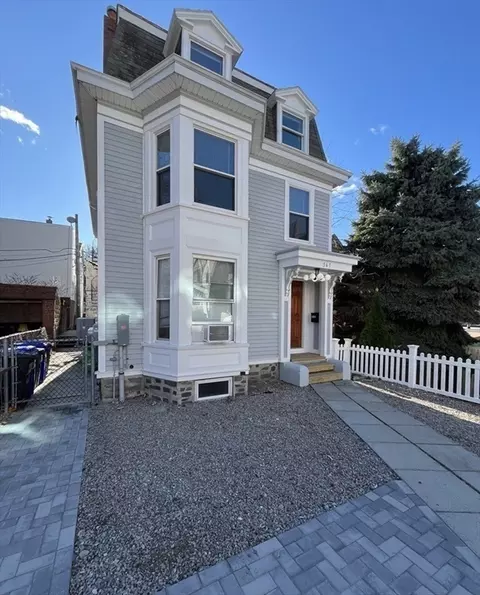 561 E 6th St # -A, Boston, MA 02127