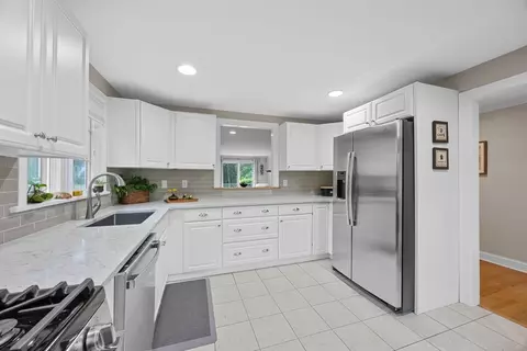 2 Darby Pt #2, Mashpee, MA 02649 photo 11