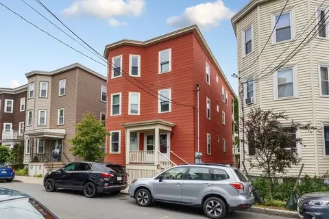 39 Calvin St #3, Somerville, MA 02143