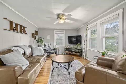 67 French St, Stoughton, MA 02072