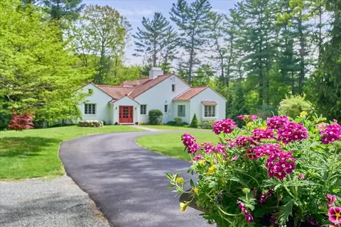 144 Pine St, Dover, MA 02030