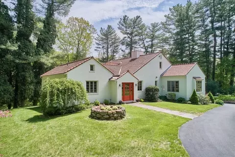 144 Pine St, Dover, MA 02030 photo 2