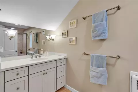 144 Pine St, Dover, MA 02030 photo 22