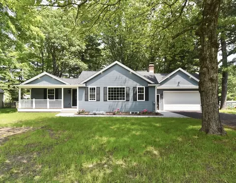 207 Hazardville Rd, Longmeadow, MA 01106