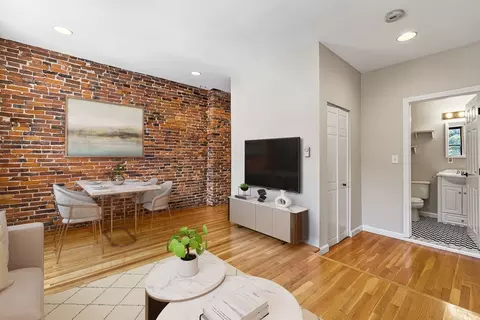 16 Foster St #5, Boston, MA 02109