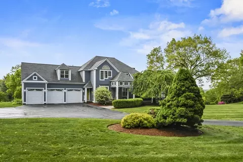 52 S Nelson Rd, Sterling, MA 01564