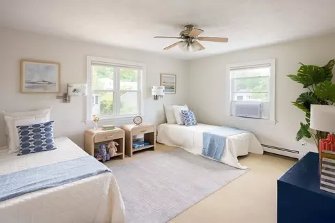 Bedroom - 343 Greendale Ave, Needham, MA 02494 photo 2 of 4