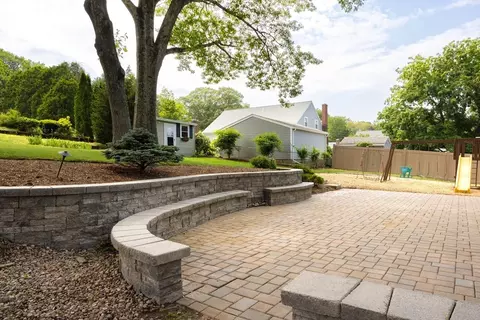 Exterior - 343 Greendale Ave, Needham, MA 02494 photo 2 of 2